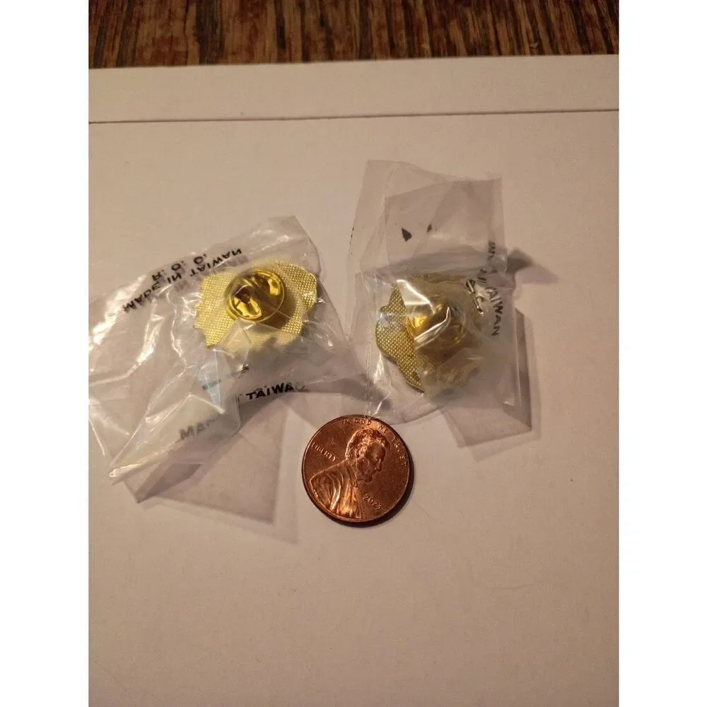 Lot 2 Vintage University Georgia Bulldogs Bulldog Head Enamel Pin Hat Lapel NCAA